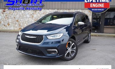 2023 Chrysler Pacifica Pinnacle