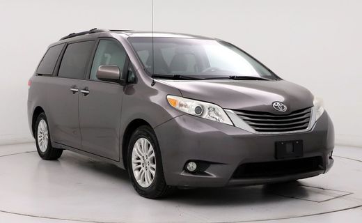 2013 Toyota Sienna XLE