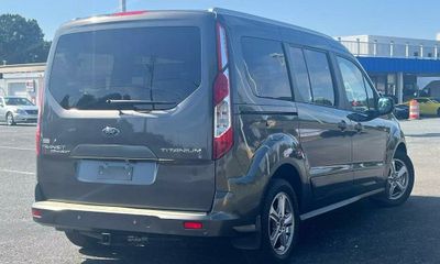 2019 Ford Transit Connect Titanium