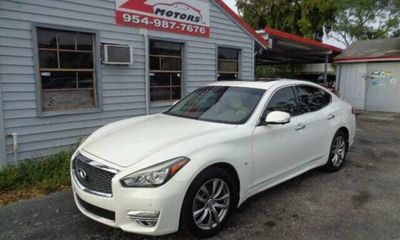 2015 Infiniti Q70 3 7