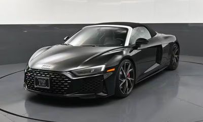2023 Audi R8 V10 Performance