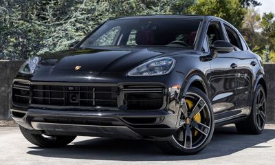 2022 Porsche Cayenne Turbo S E