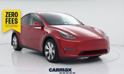 2023 Tesla Model Y Long Range