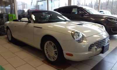 2002 Ford Thunderbird Base