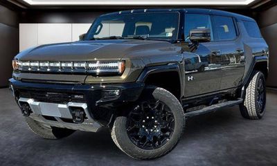 2025 GMC Hummer EV SUV 2X