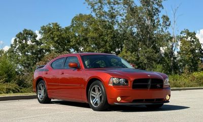 2006 Dodge Charger R T
