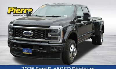 2025 Ford F-450 Platinum