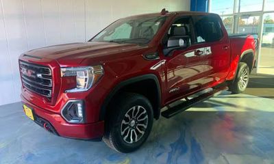 2021 GMC Sierra AT4