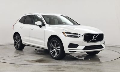 2020 Volvo XC60 Momentum