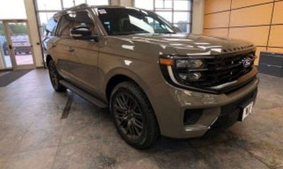 2027 Ford Expedition MAX Platinum