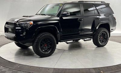 2022 Toyota 4RUNNER TRD Offroad Prem