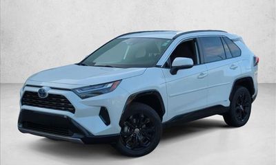 2022 Toyota RAV4 SE