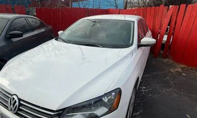 2015 Volkswagen Passat S