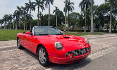 2002 Ford Thunderbird Base