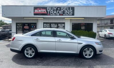 2018 Ford Taurus SE
