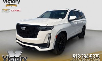 2024 Cadillac Escalade PKG