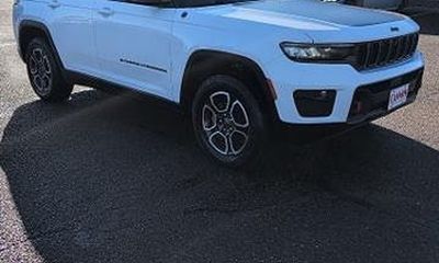 2022 Jeep Grand Cherokee Trailhawk