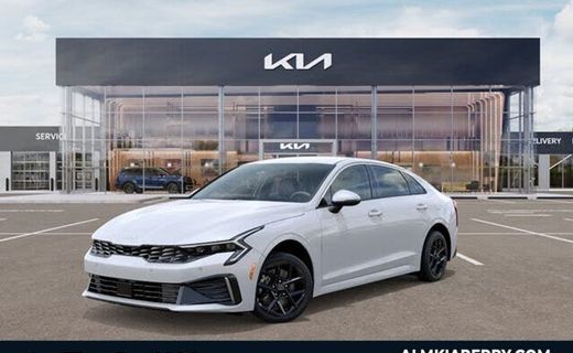 2026 Kia K5 LXS