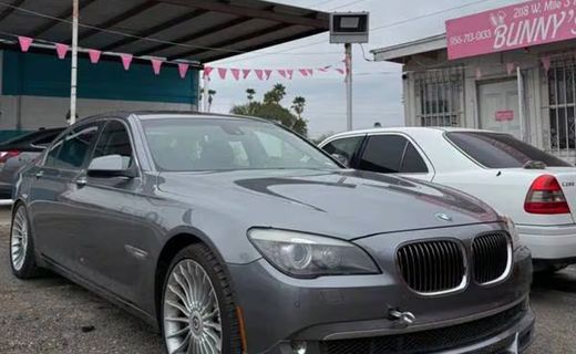 2011 BMW 750LI