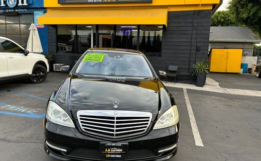 2011 Mercedes-Benz S-Class S550