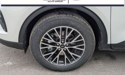 2025 Ford Escape Phev