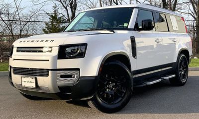 2024 Land Rover Defender 130 S