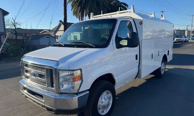 2016 Ford E-Series Chassis E350 Super Duty