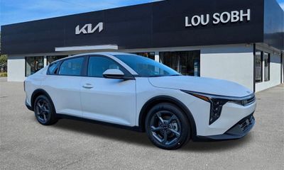 2025 Kia K4 LX LXS