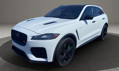 2020 Jaguar F-Pace SVR