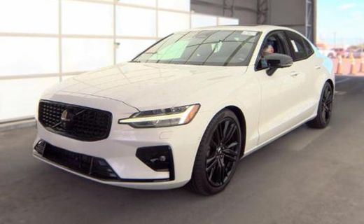 2024 Volvo S60 Plus Black Edition