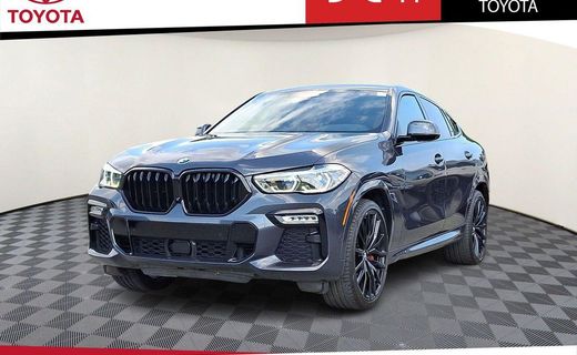 2021 BMW X6 M50i