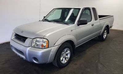 2004 Nissan Frontier XE