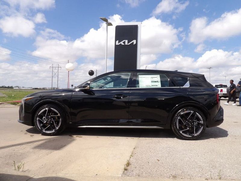 2026 Kia K4 Hatchback — a typically priced live listing