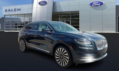 2023 Lincoln Nautilus BLK Label