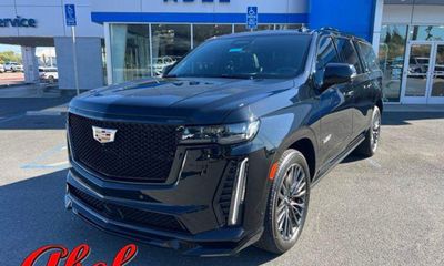 2024 Cadillac Escalade ESV V Series