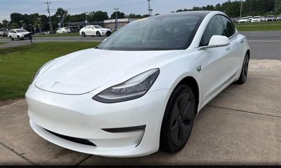 2020 Tesla Model 3 Long Range