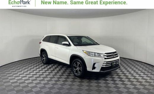 2019 Toyota Highlander LE