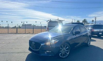 2018 Mazda MAZDA3 Touring