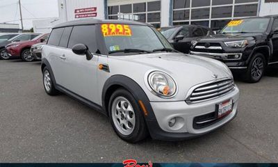 2014 Mini Clubman Base