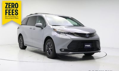 2024 Toyota Sienna Others