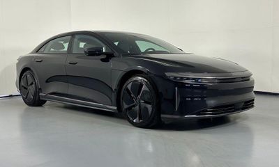 2024 Lucid AIR Touring