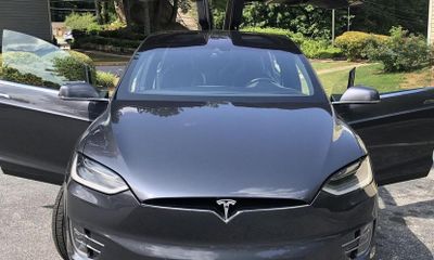 2016 Tesla Model X 90D