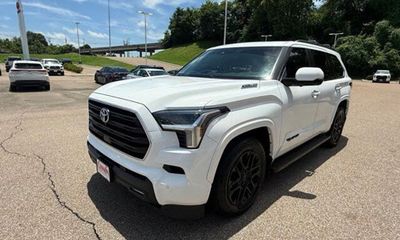 2024 Toyota Sequoia Platinum