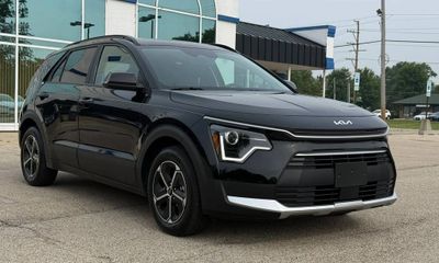 2024 Kia Niro EX