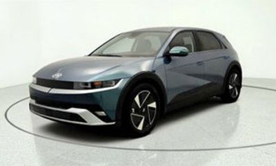 2025 Hyundai Ioniq 5 SE