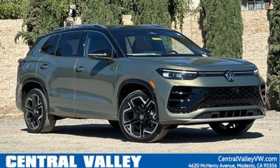 2026 Volkswagen Tiguan 4MOTION SEL