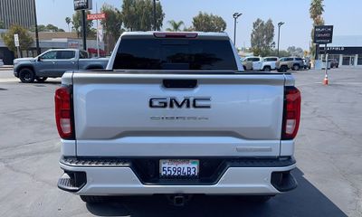 2020 GMC Sierra Elevation
