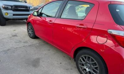 2013 Toyota Yaris L