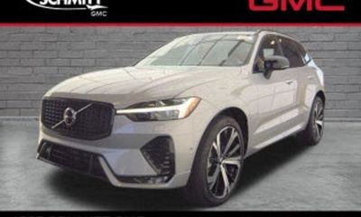 2023 Volvo XC60 Ultimate Dark