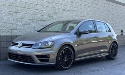 2017 Volkswagen Golf R Base